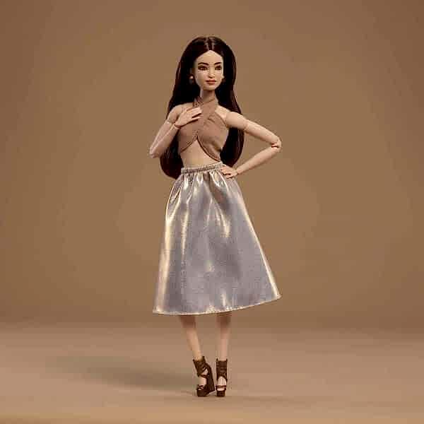 JJX25 Barbie Basics 06 - Siyah Uzun Saçlı