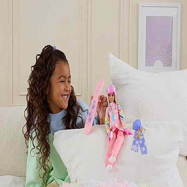 JKF78 Barbie Snowboard Sporcusu Oyun Seti